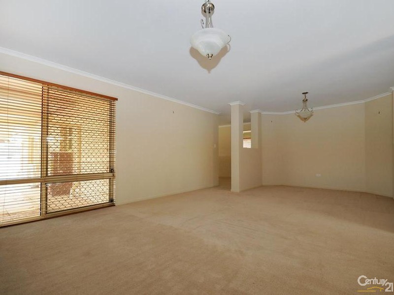 16 Watts Road, Murphys Creek QLD 4352