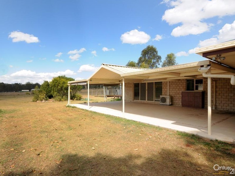 16 Watts Road, Murphys Creek QLD 4352