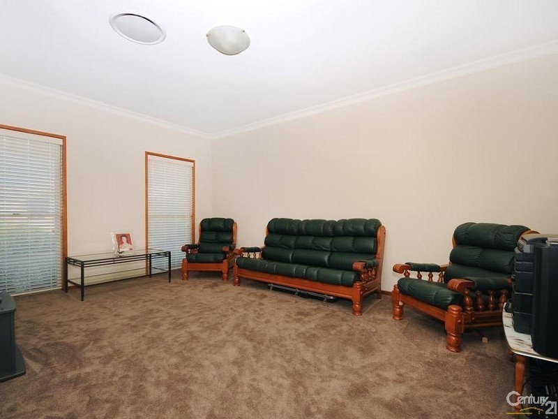 16 Kingfisher Street, Rangeville QLD 4350