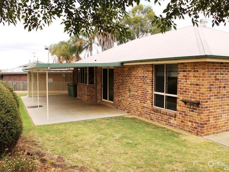 36 Garrett Road, Meringandan QLD 4352