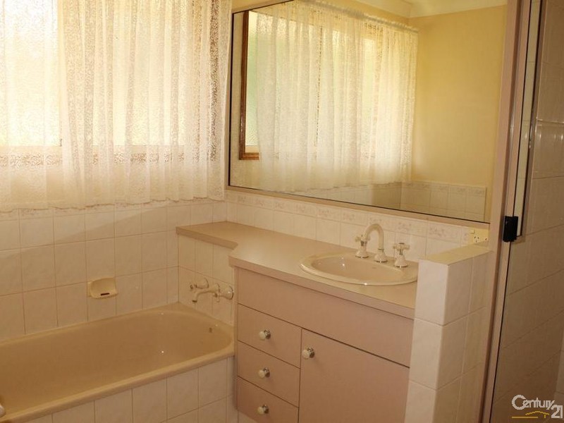 36 Garrett Road, Meringandan QLD 4352