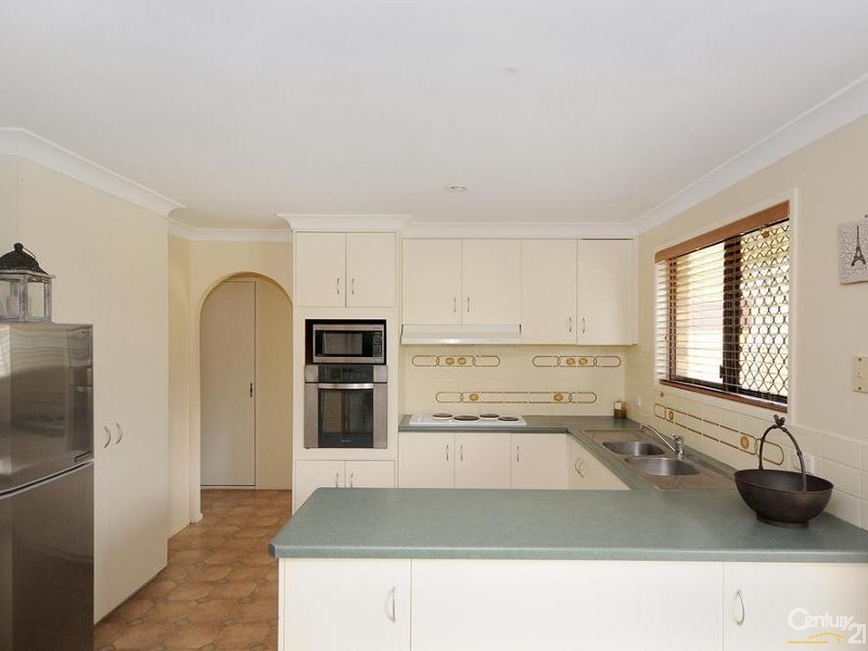 10 Pine Court, Rangeville QLD 4350