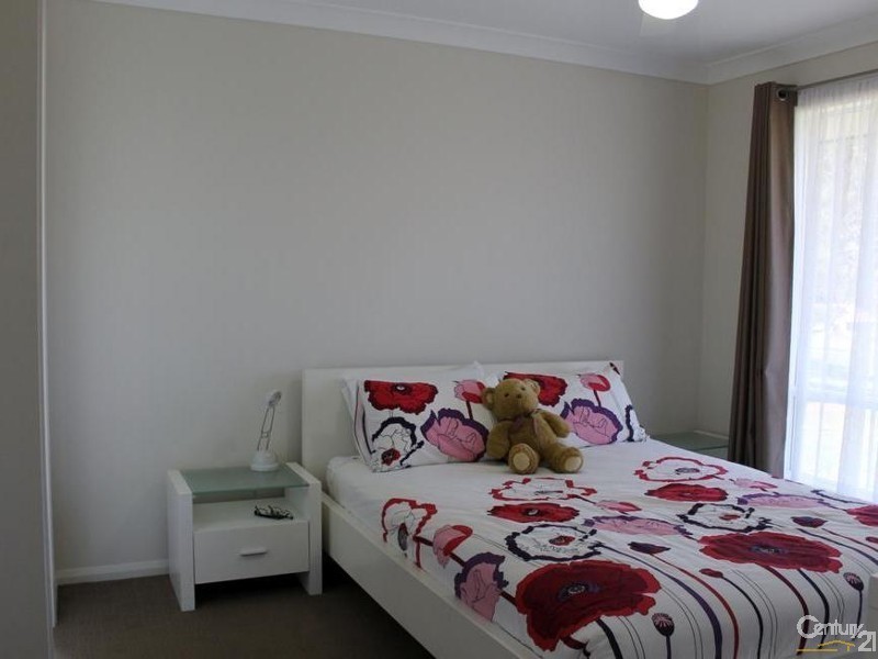 24 Petersens Road, Kingsthorpe QLD 4400