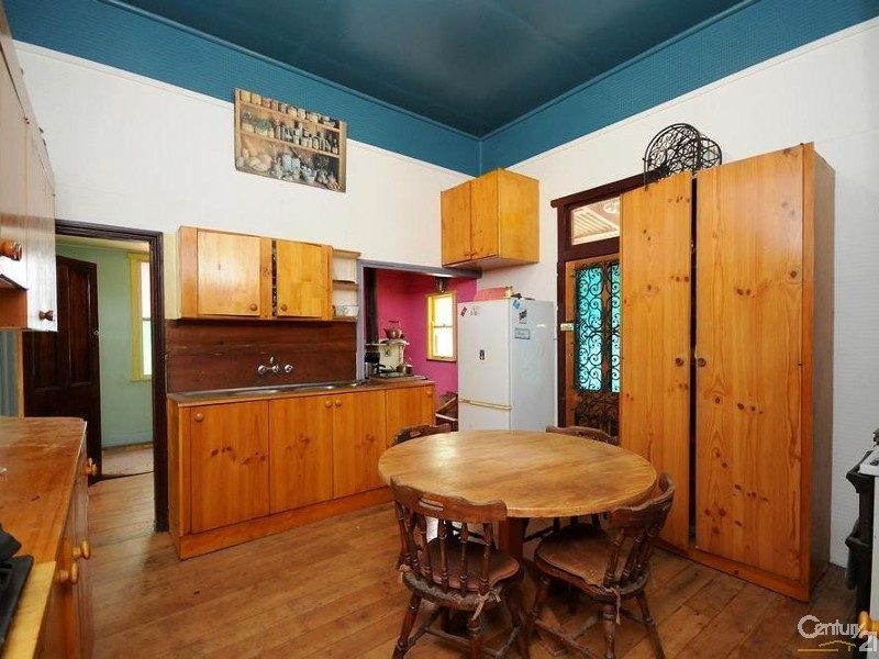 11 Freya Street, Toowoomba QLD 4350