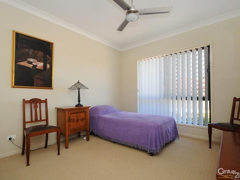 2/51 Jellicoe Street, Mount Lofty QLD 4350