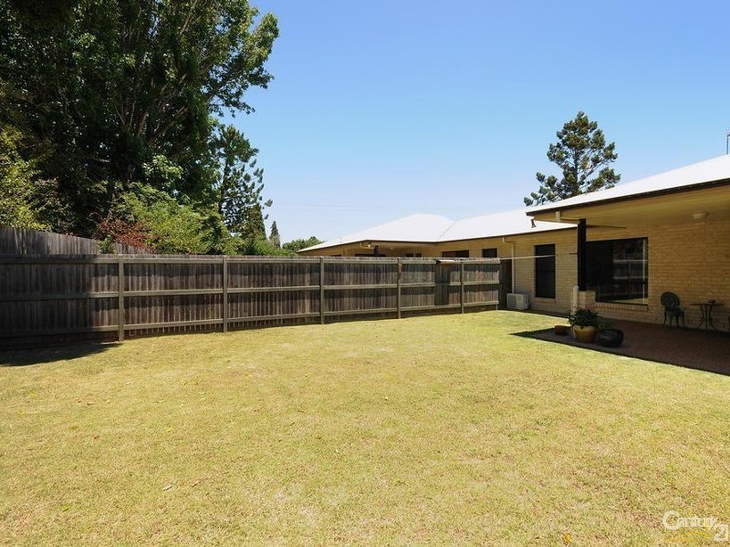 2/51 Jellicoe Street, Mount Lofty QLD 4350