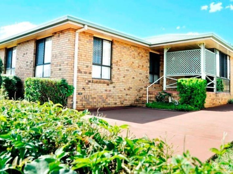 9 Fitzpatrick St, Wilsonton QLD 4350