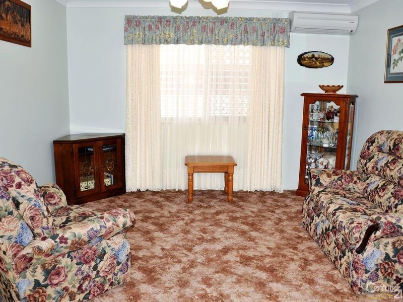 9 Fitzpatrick St, Wilsonton QLD 4350
