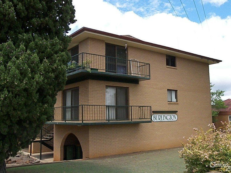 3/14 Mirle Street, Newtown QLD 4350