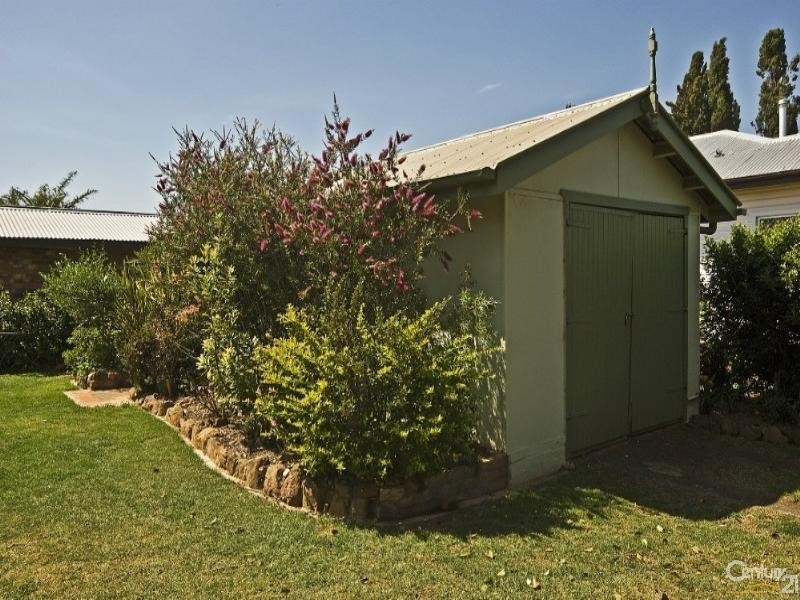 46 Holberton Street, Rockville QLD 4350