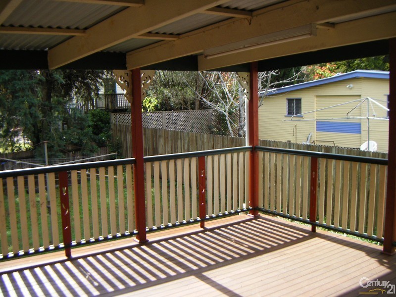 3 Chamberlain Street, North Toowoomba QLD 4350