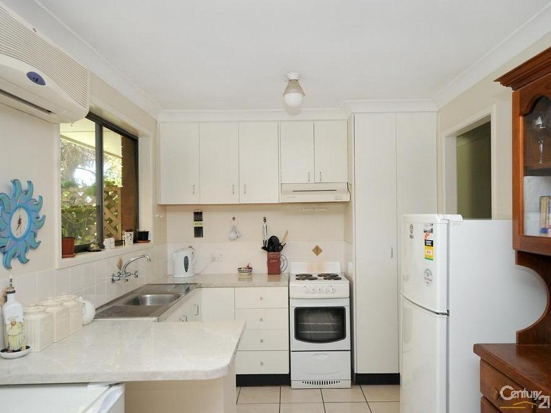 6  Mollison Court, Wilsonton QLD 4350