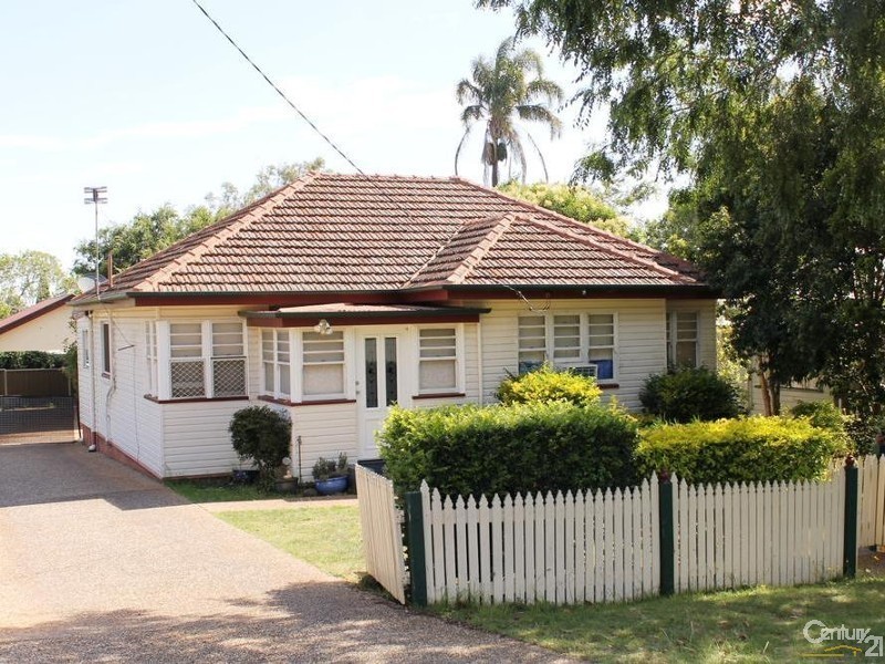 20 Collins Street, Mount Lofty QLD 4350