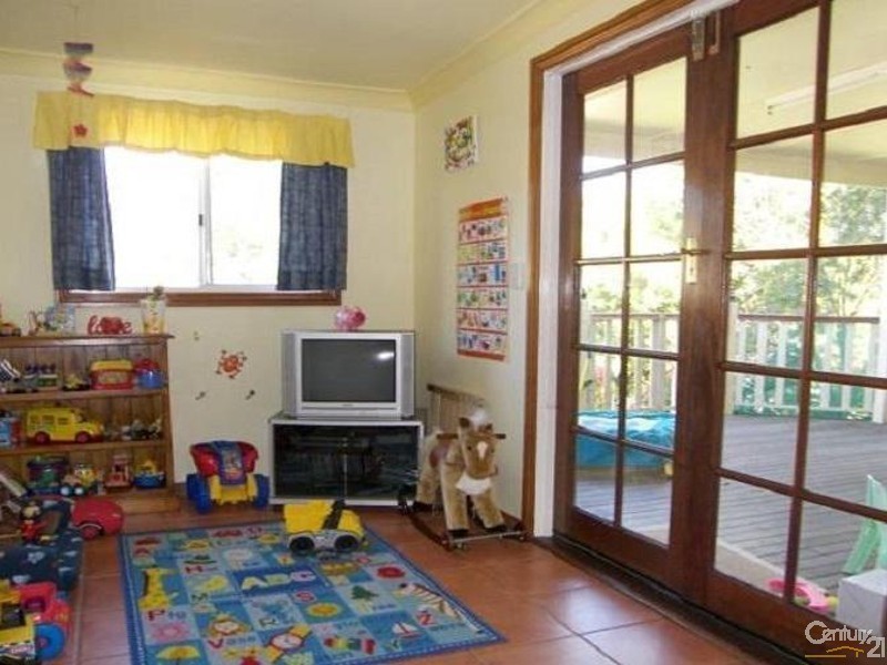 20 Collins Street, Mount Lofty QLD 4350