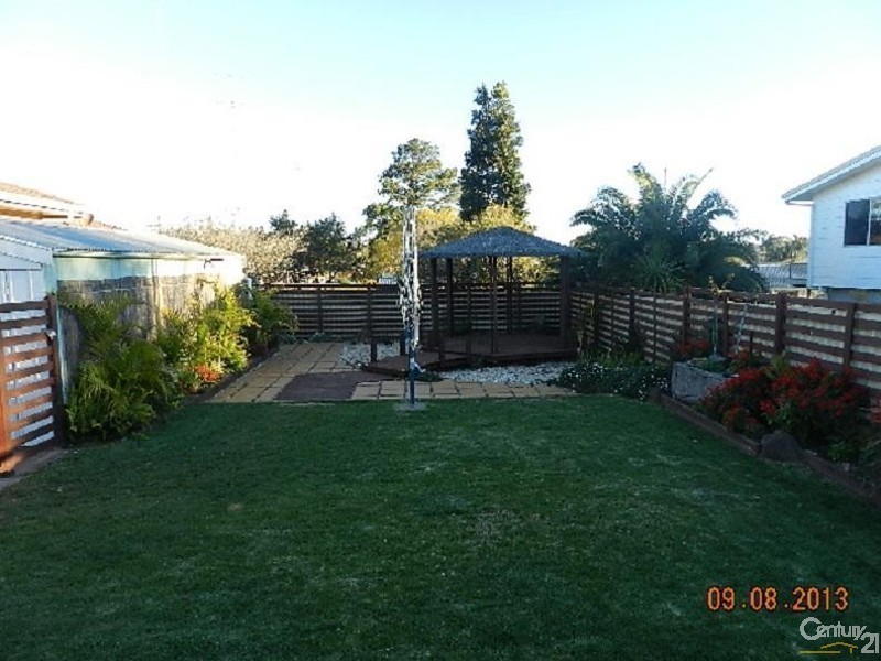 1 Farr Street, Centenary Heights QLD 4350