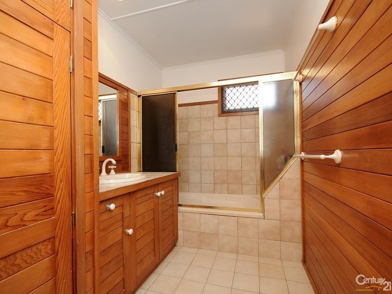 34 Bass Street, Centenary Heights QLD 4350