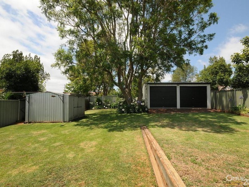 34 Bass Street, Centenary Heights QLD 4350