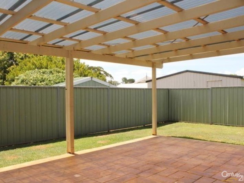 7 Alroe Court, Kearneys Spring QLD 4350