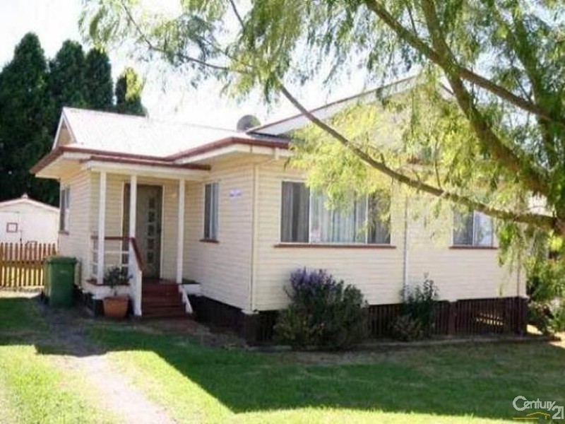 23 Elizabeth Street, South Toowoomba QLD 4350