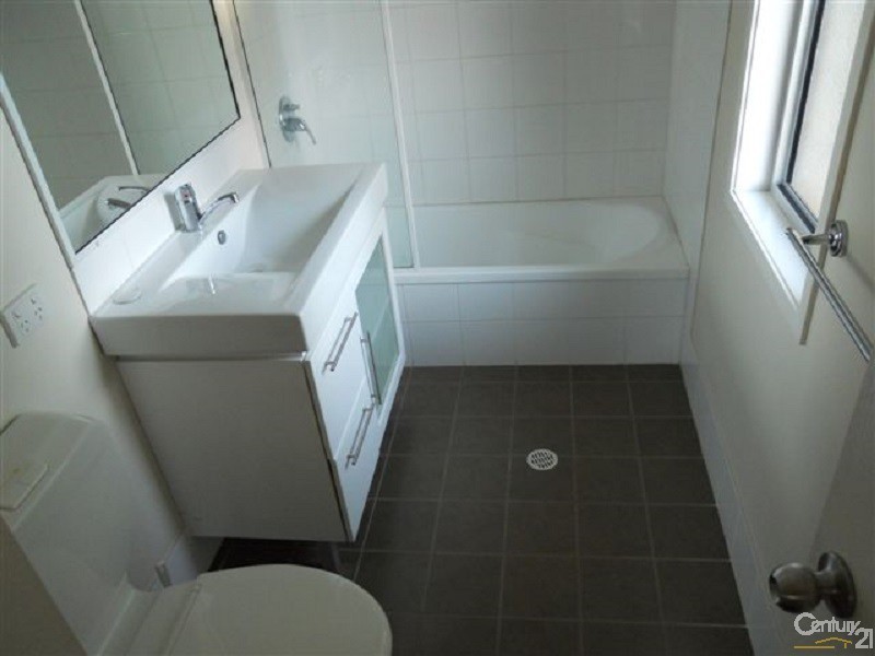 2/162 Geddes Street, South Toowoomba QLD 4350