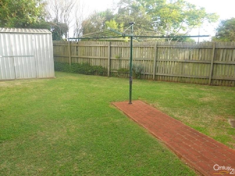 6 Kerry Close, Middle Ridge QLD 4350