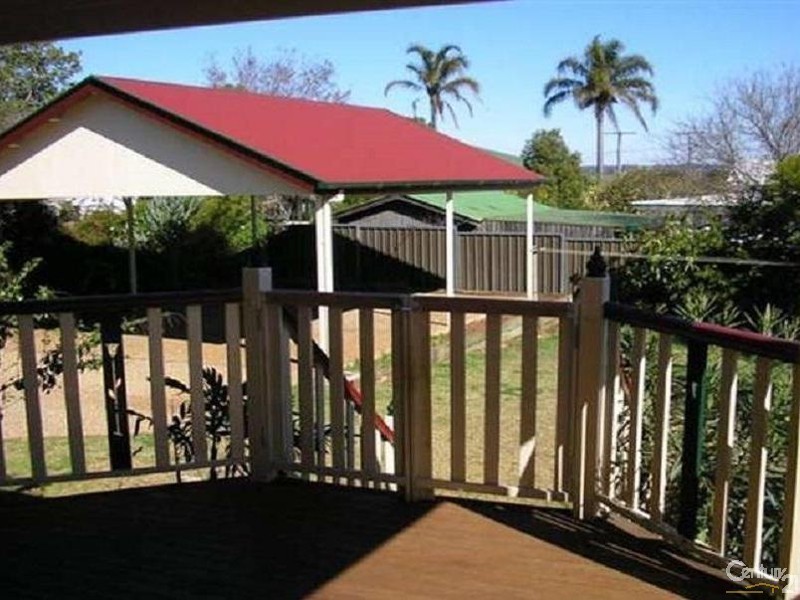 20 Collins Street, Mount Lofty QLD 4350