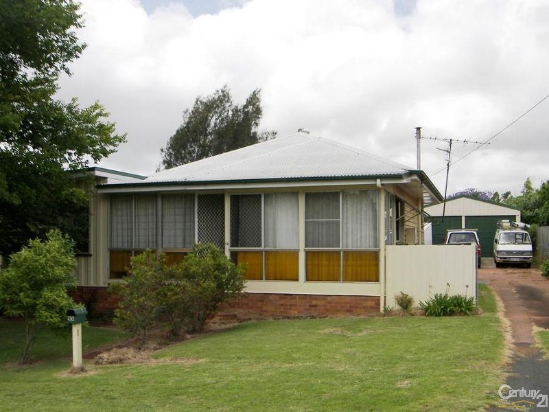 12 Sheehan Street, South Toowoomba QLD 4350