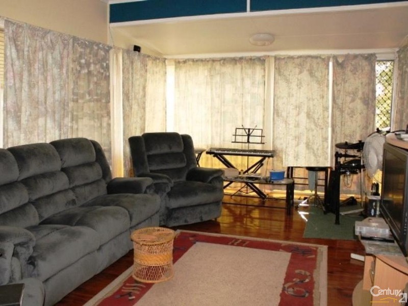 12 Sheehan Street, South Toowoomba QLD 4350