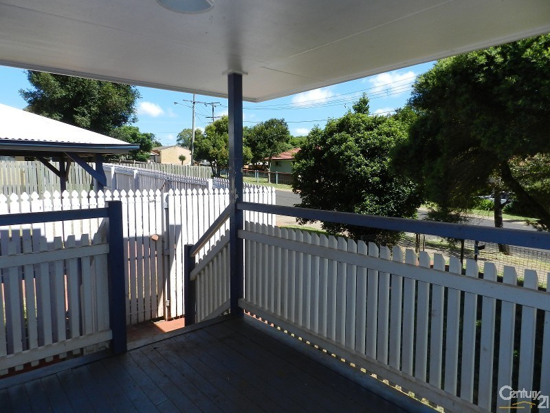 8 Kenora Court, Rockville QLD 4350