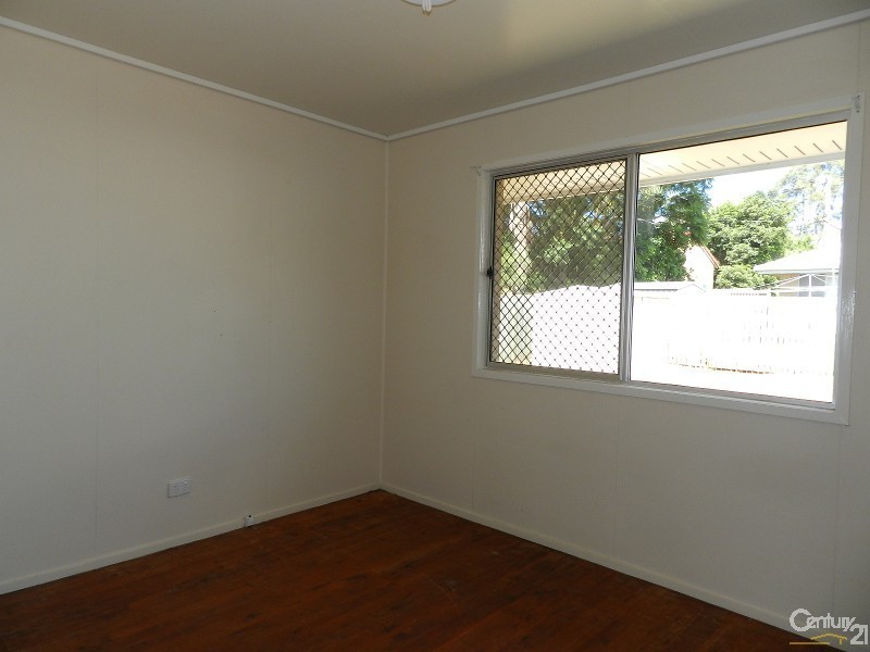 8 Kenora Court, Rockville QLD 4350