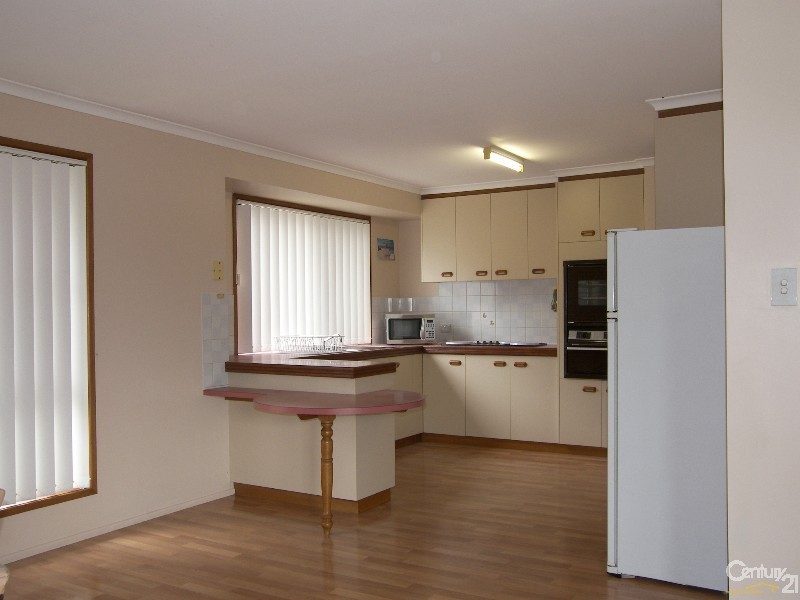 1 Wilga Court, Newtown QLD 4350