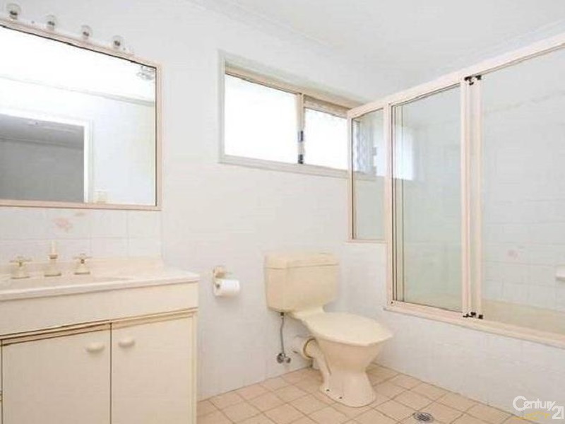 7/247  Herries Street, Newtown QLD 4350