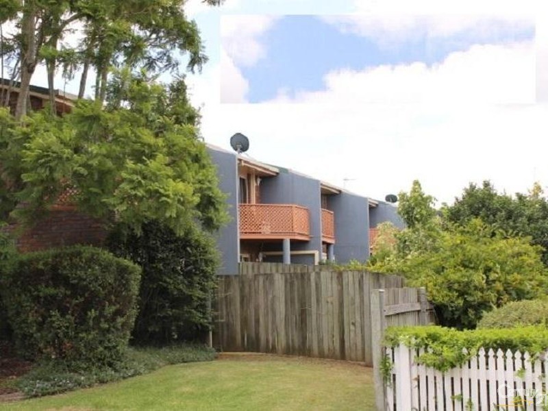 7/247  Herries Street, Newtown QLD 4350