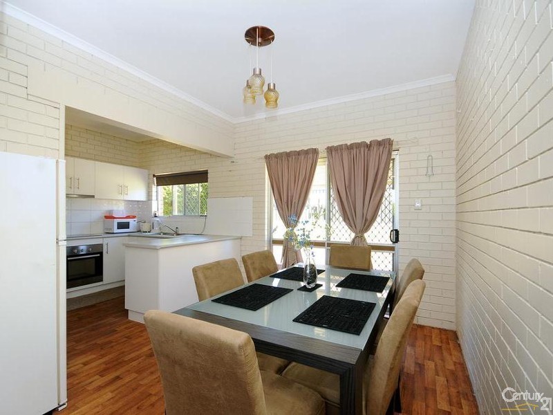 2/128 Curzon Street, Rangeville QLD 4350