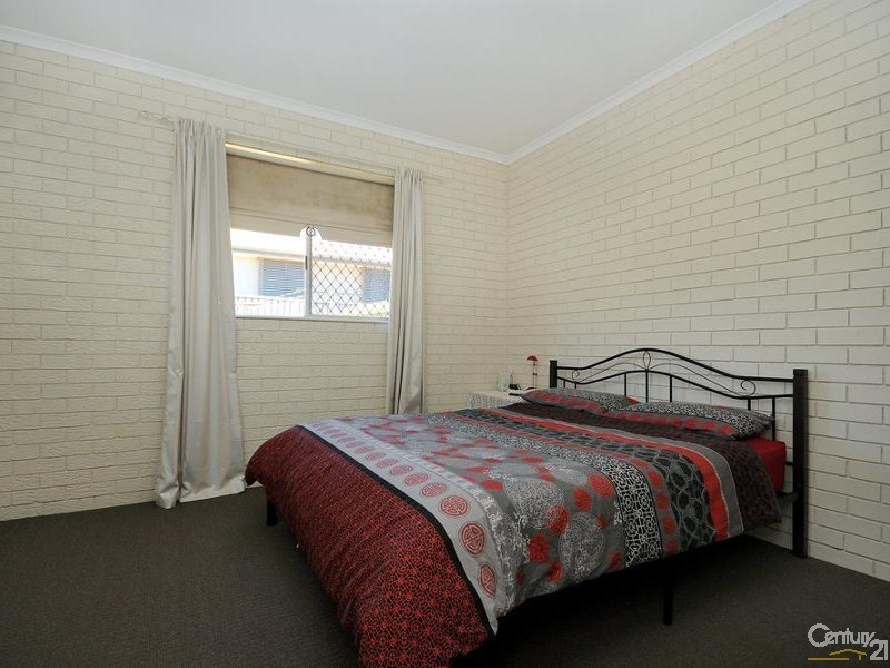 2/128 Curzon Street, Rangeville QLD 4350