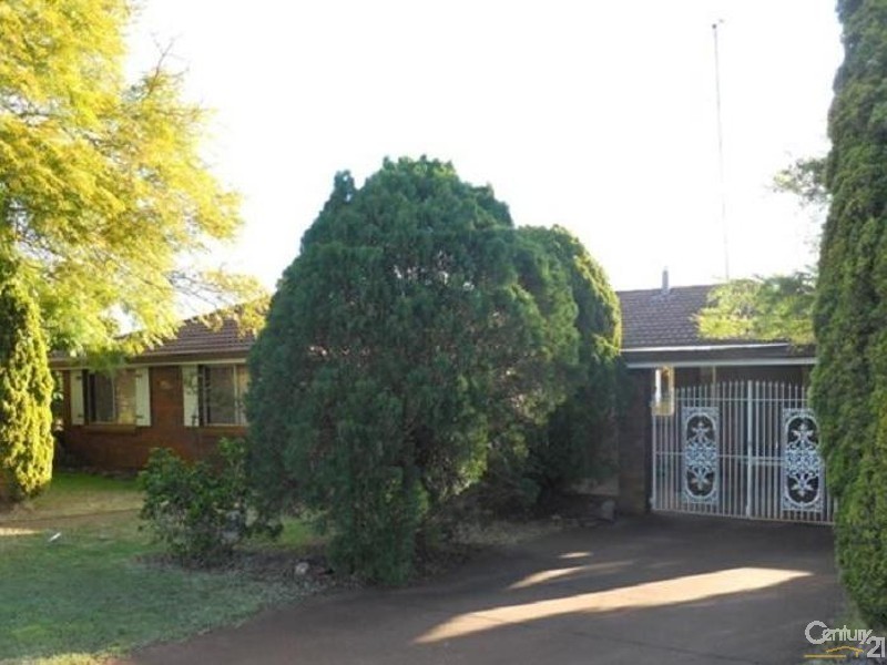 7 Arlaw Street, Centenary Heights QLD 4350