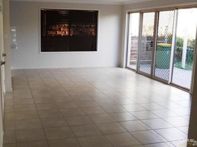 1/125  Platz Street, Darling Heights QLD 4350