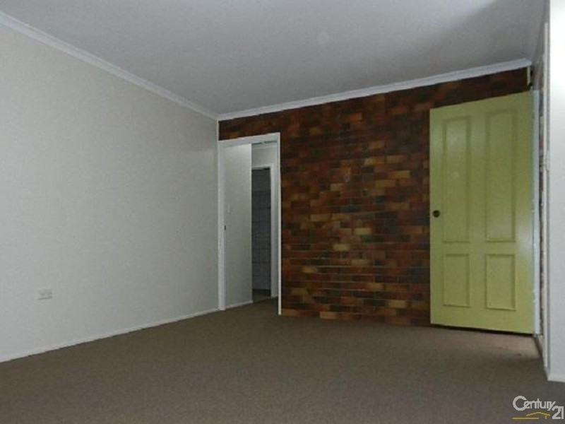 10 Chelsea Court, Centenary Heights QLD 4350