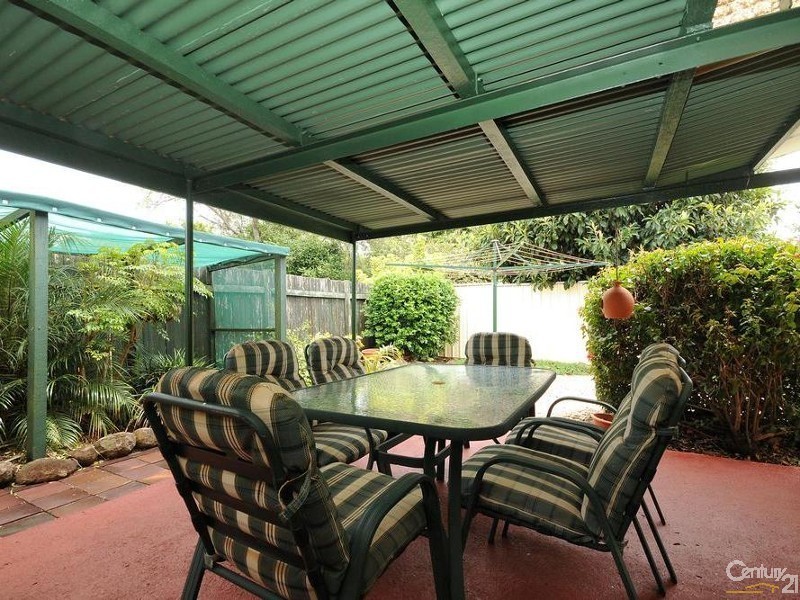 31 Holberton Street, Rockville QLD 4350