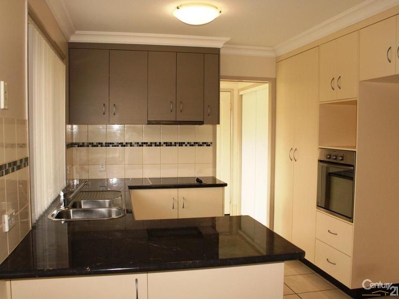 4 Winstanley Court, Newtown QLD 4350