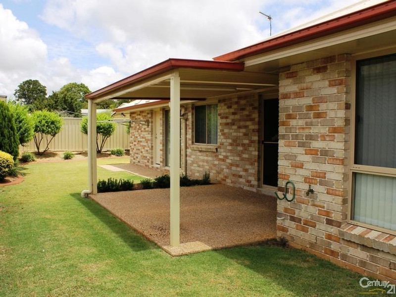 4 Winstanley Court, Newtown QLD 4350