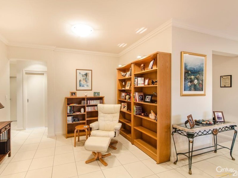 2/8 Stonehaven Street, Mount Lofty QLD 4350