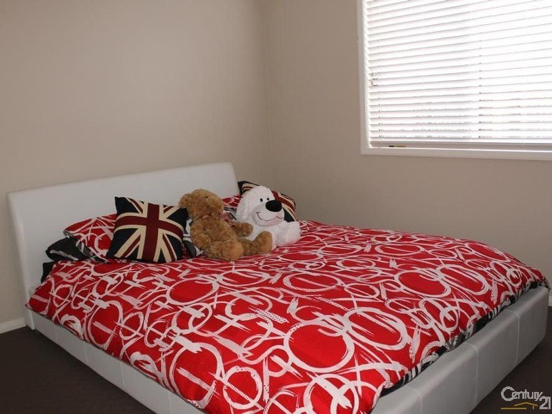 3/12 Garde Street, Centenary Heights QLD 4350