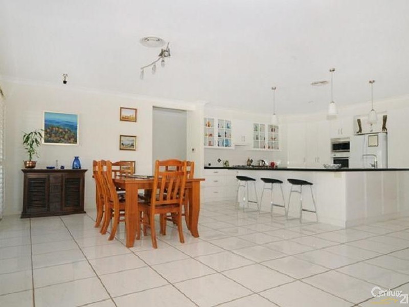 19 Prospect Terrace, Highfields QLD 4352