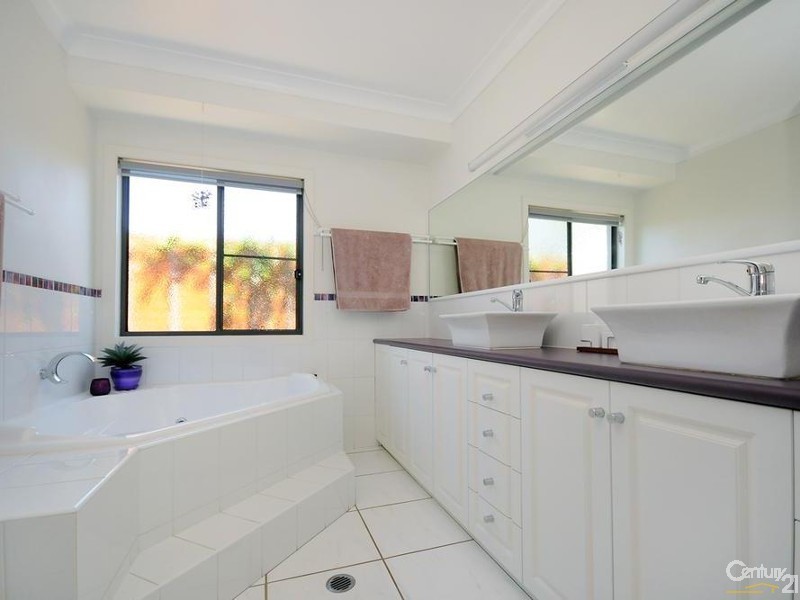 19 Prospect Terrace, Highfields QLD 4352