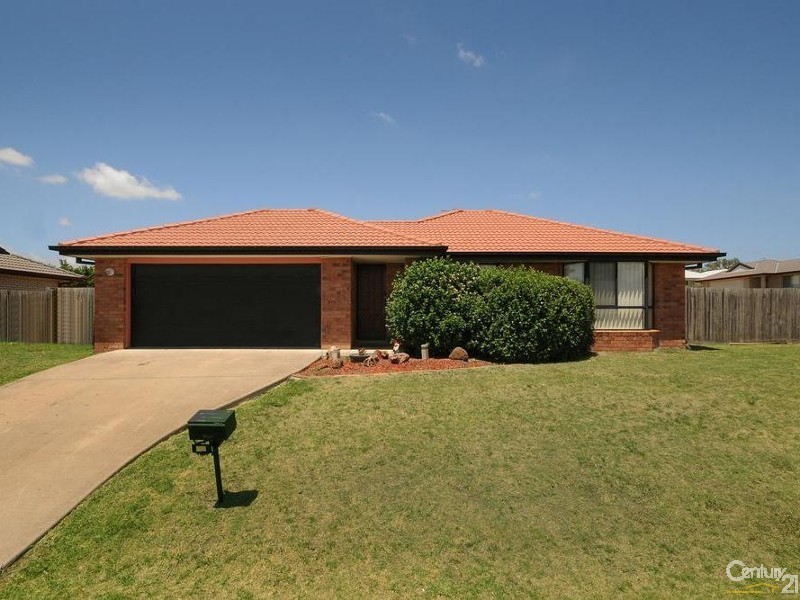 18 Bulloo Street, Glenvale QLD 4350