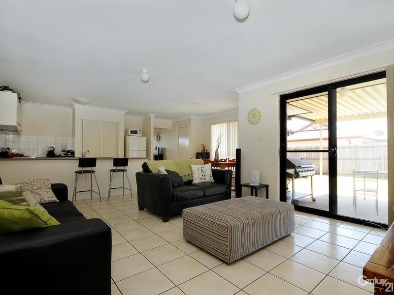 18 Bulloo Street, Glenvale QLD 4350