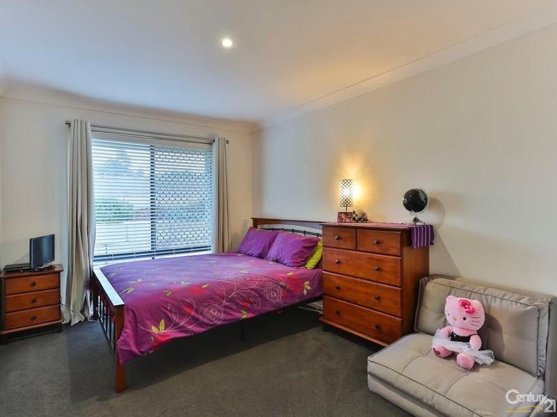19 Settlers Drive, Gowrie Junction QLD 4352