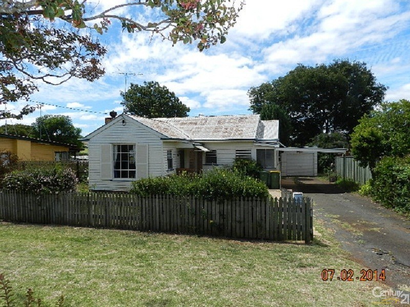 13 Avondale Street, Newtown QLD 4350