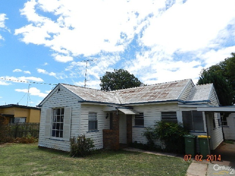 13 Avondale Street, Newtown QLD 4350